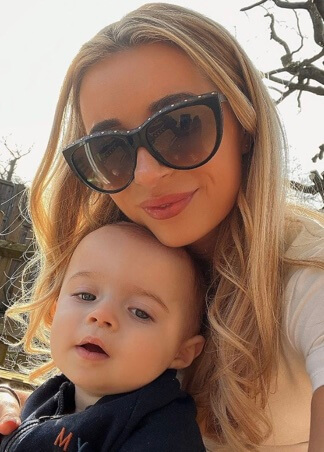 Dani Dyer with her son, Santiago.